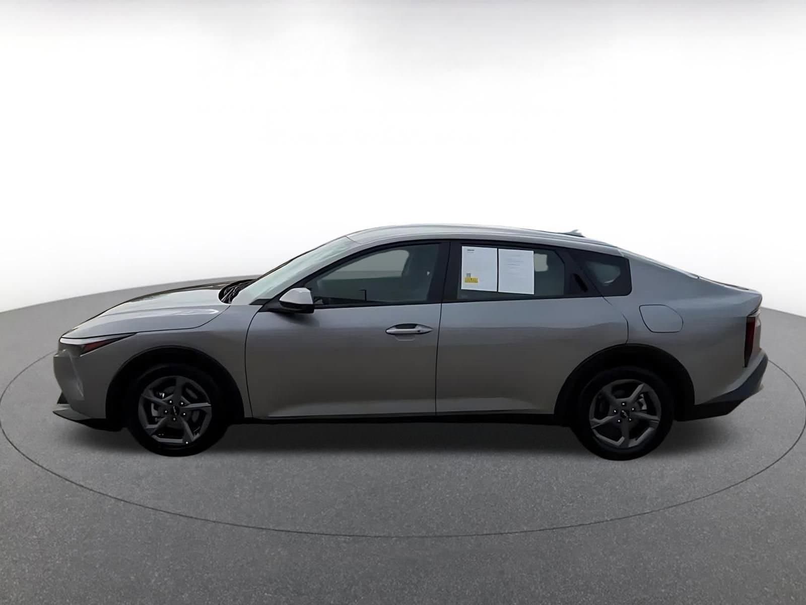 Thumbnail: 2025 Kia K4 - 10