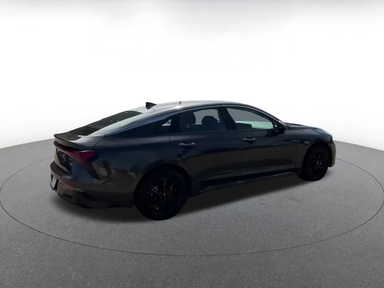 Thumbnail: 2025 Kia K5 - 14