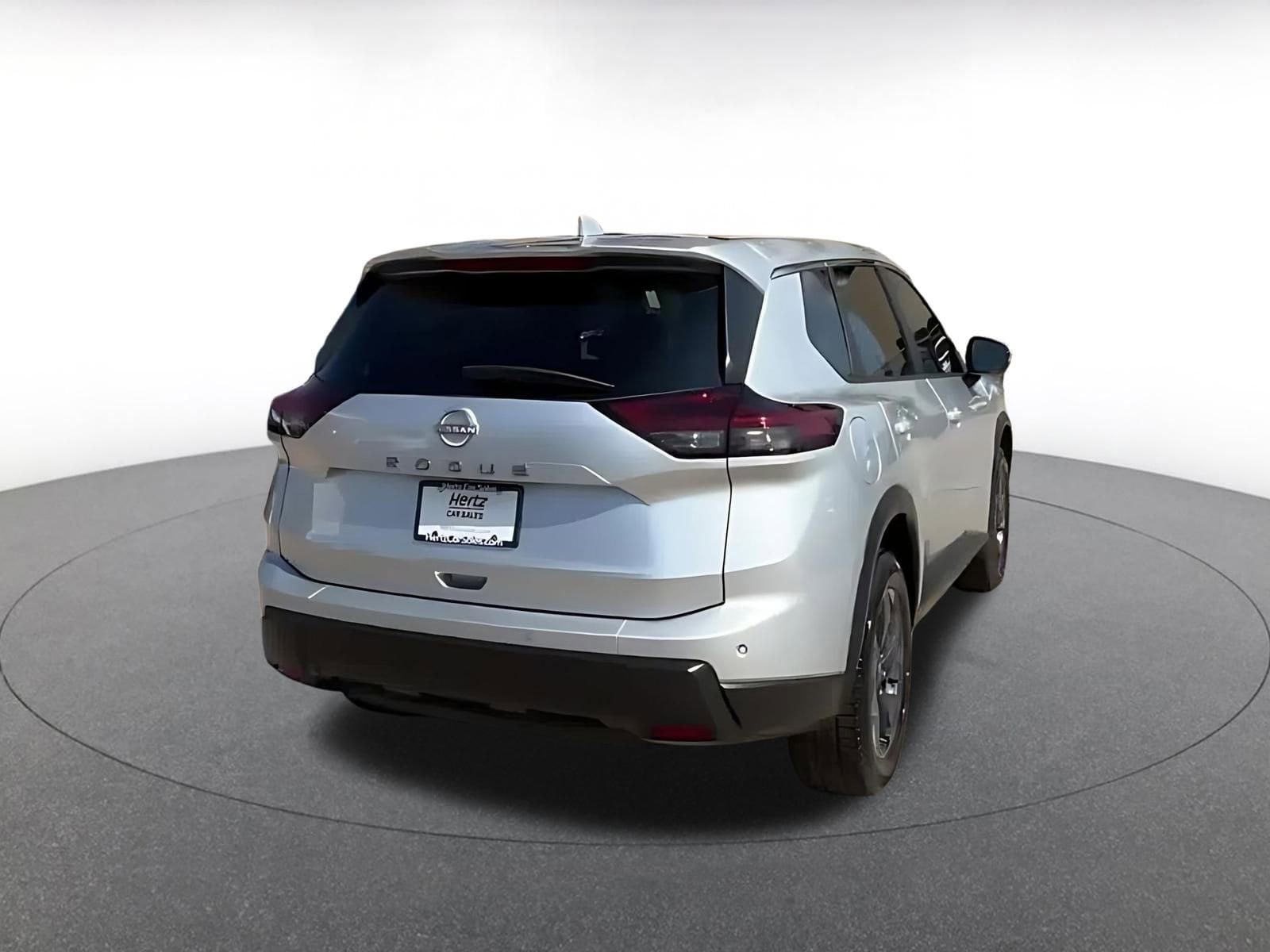 Thumbnail: 2025 Nissan Rogue - 14