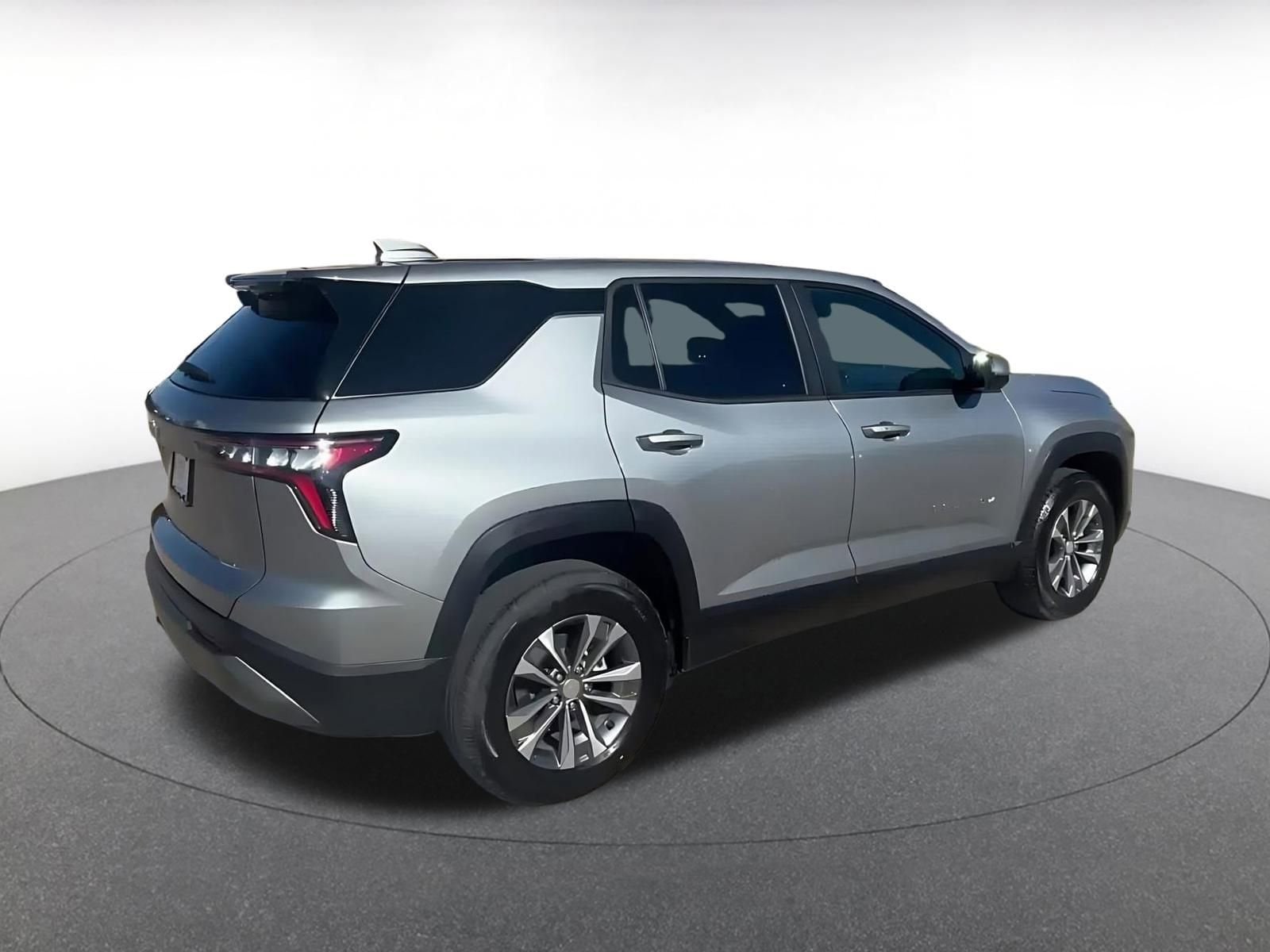 Thumbnail: 2025 Chevrolet Equinox - 15