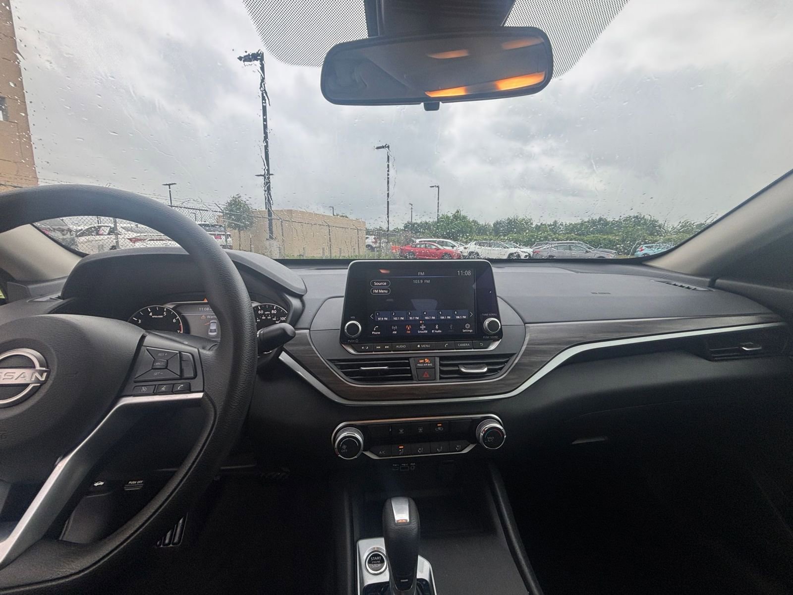 Thumbnail: 2025 Nissan Altima - 32