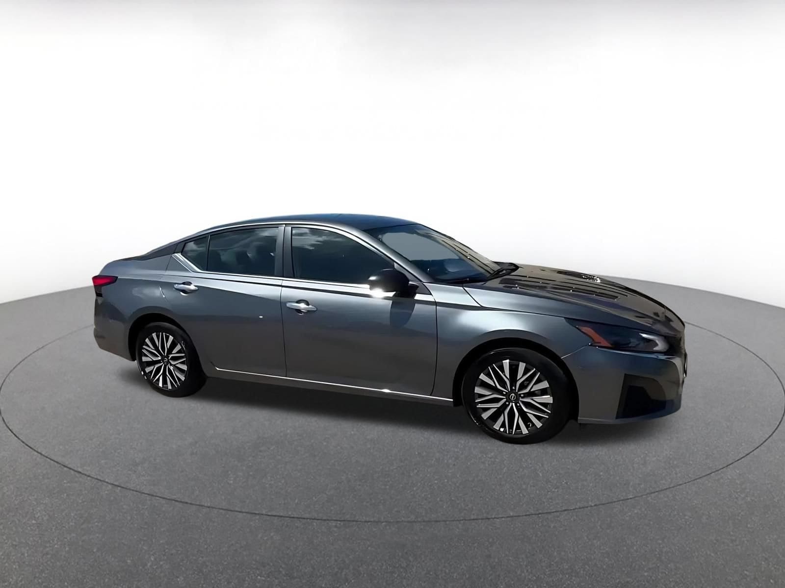 Thumbnail: 2025 Nissan Altima - 2