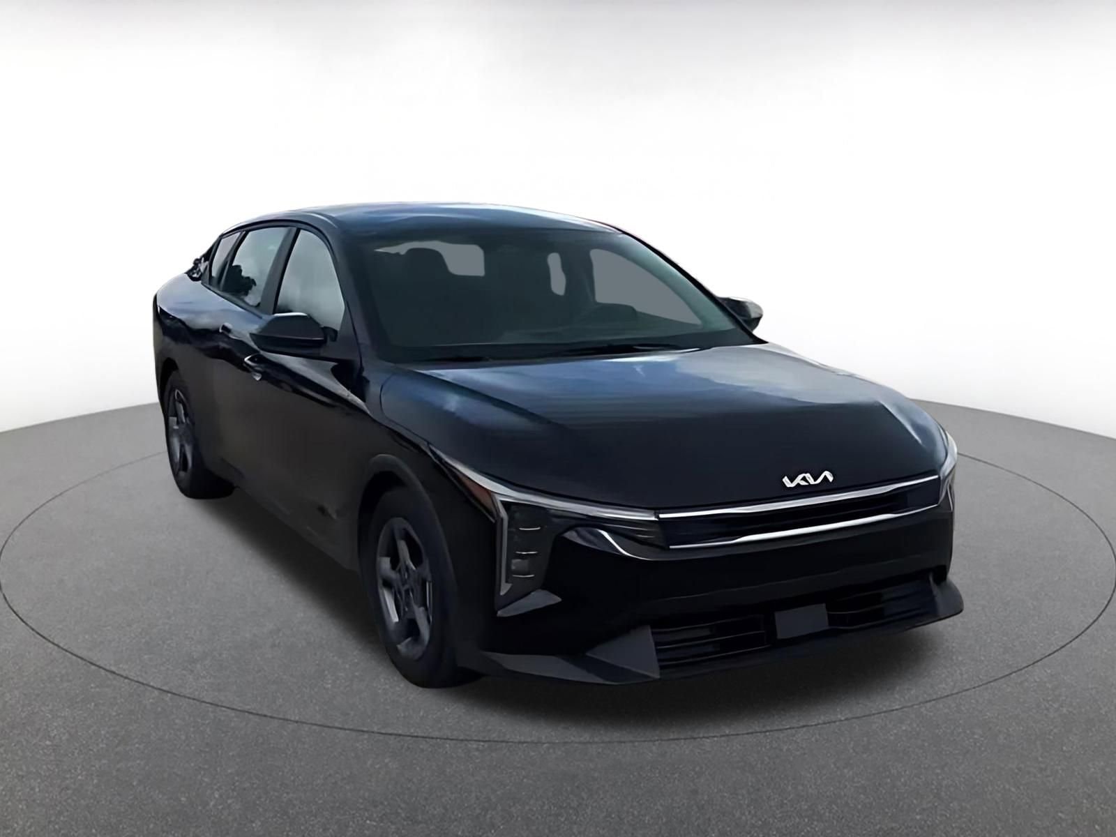 Thumbnail: 2025 Kia K4 - 3