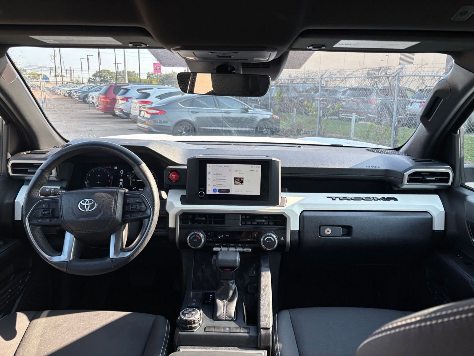 Thumbnail: 2024 Toyota Tacoma - 31