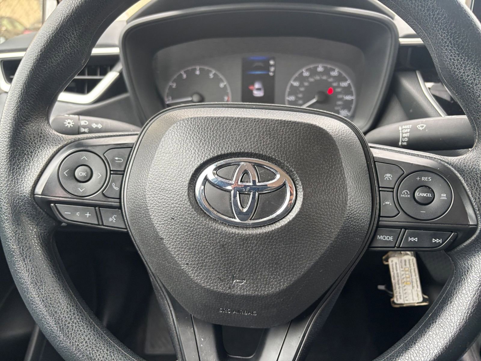 Thumbnail: 2025 Toyota Corolla - 25