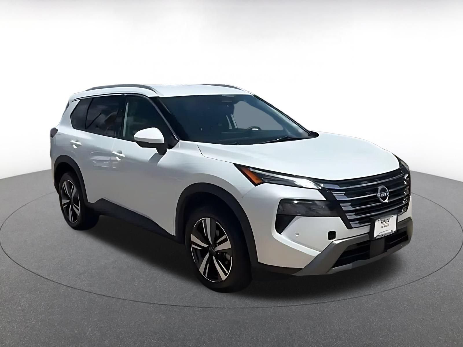 Thumbnail: 2026 Nissan Rogue - 3