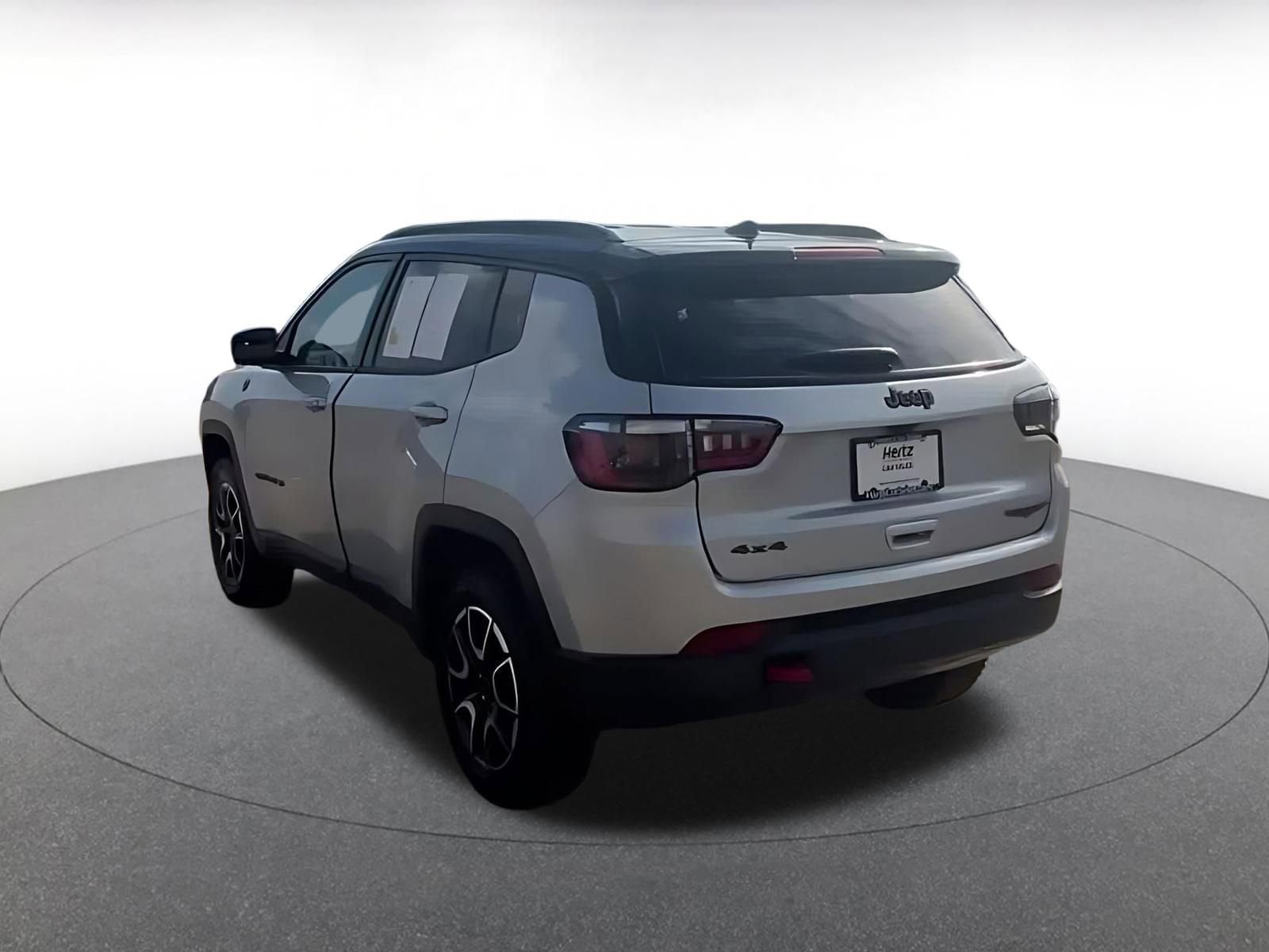 Thumbnail: 2025 Jeep Compass - 11