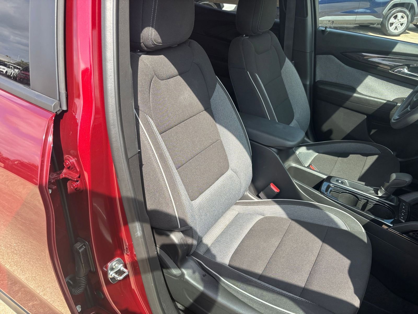 Thumbnail: 2025 Chevrolet TrailBlazer - 34