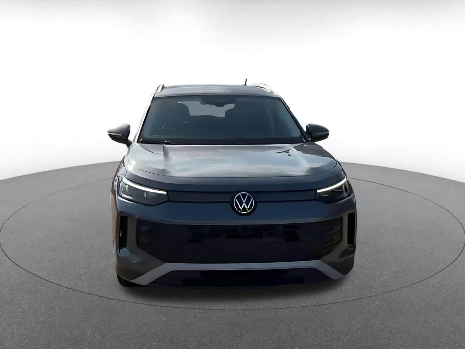 Thumbnail: 2026 Volkswagen Tiguan - 4