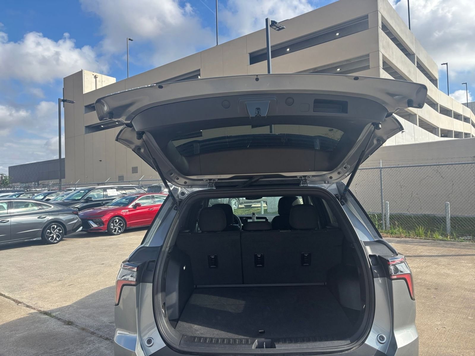 Thumbnail: 2025 Chevrolet Equinox - 29