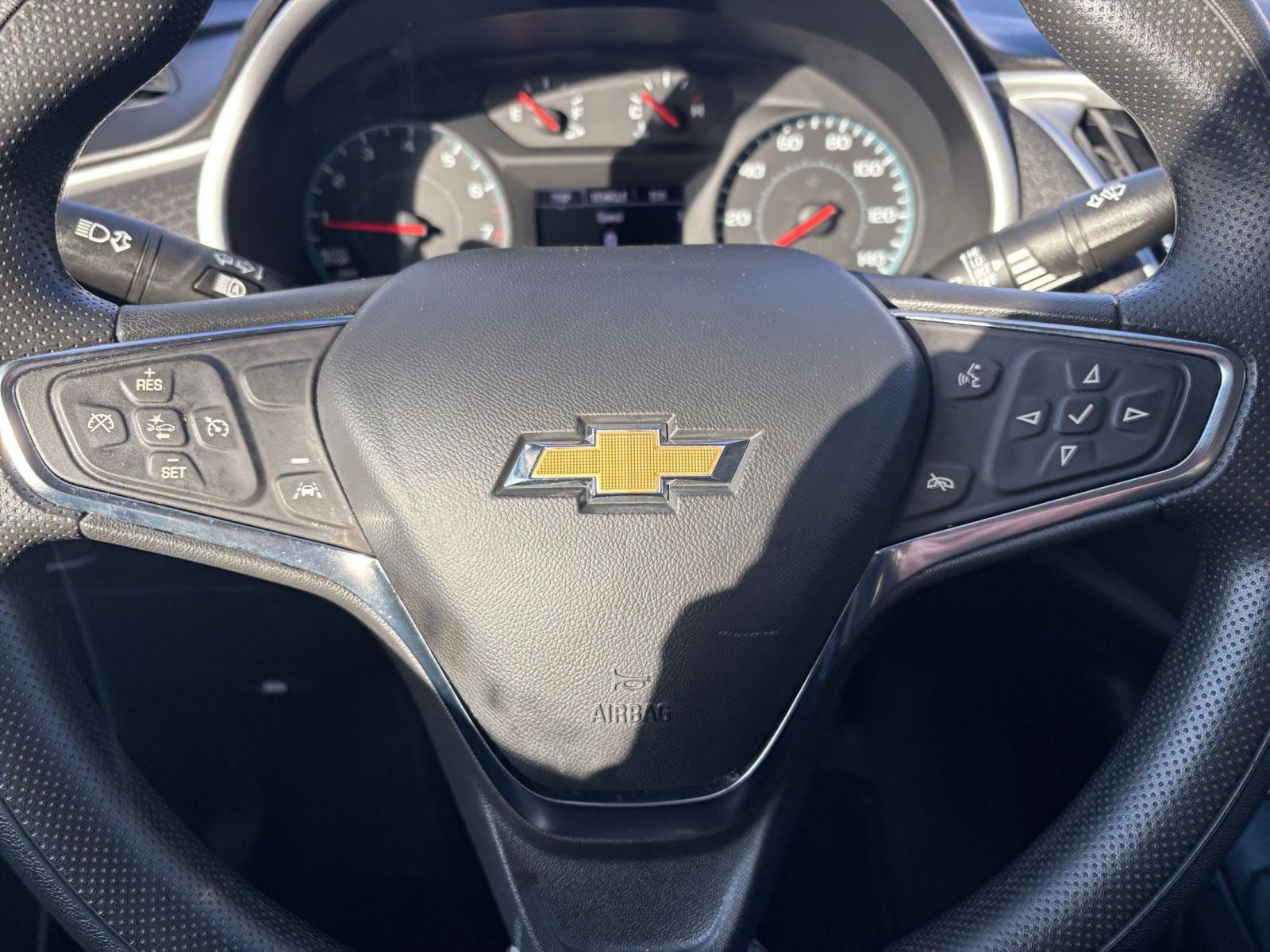 Thumbnail: 2023 Chevrolet Malibu - 28