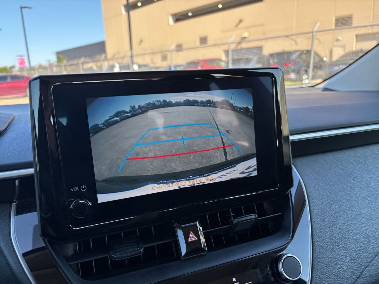 Thumbnail: 2025 Toyota Corolla - 17