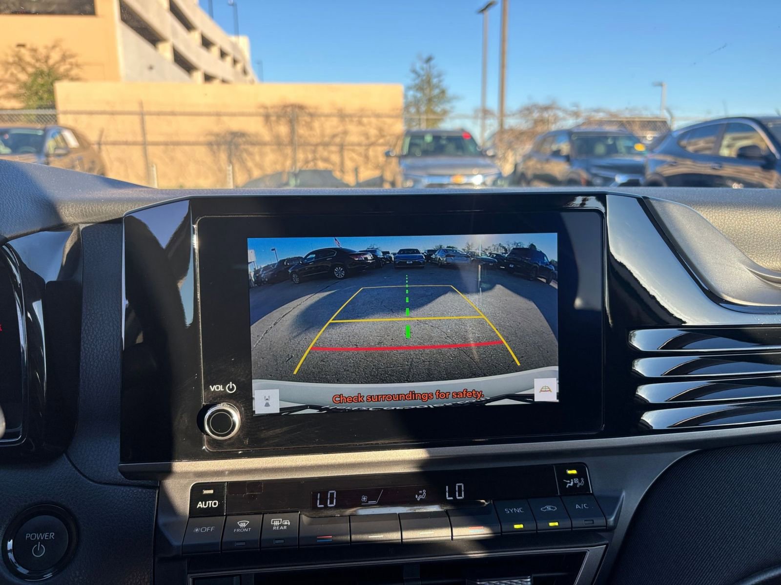 Thumbnail: 2025 Toyota Camry - 17