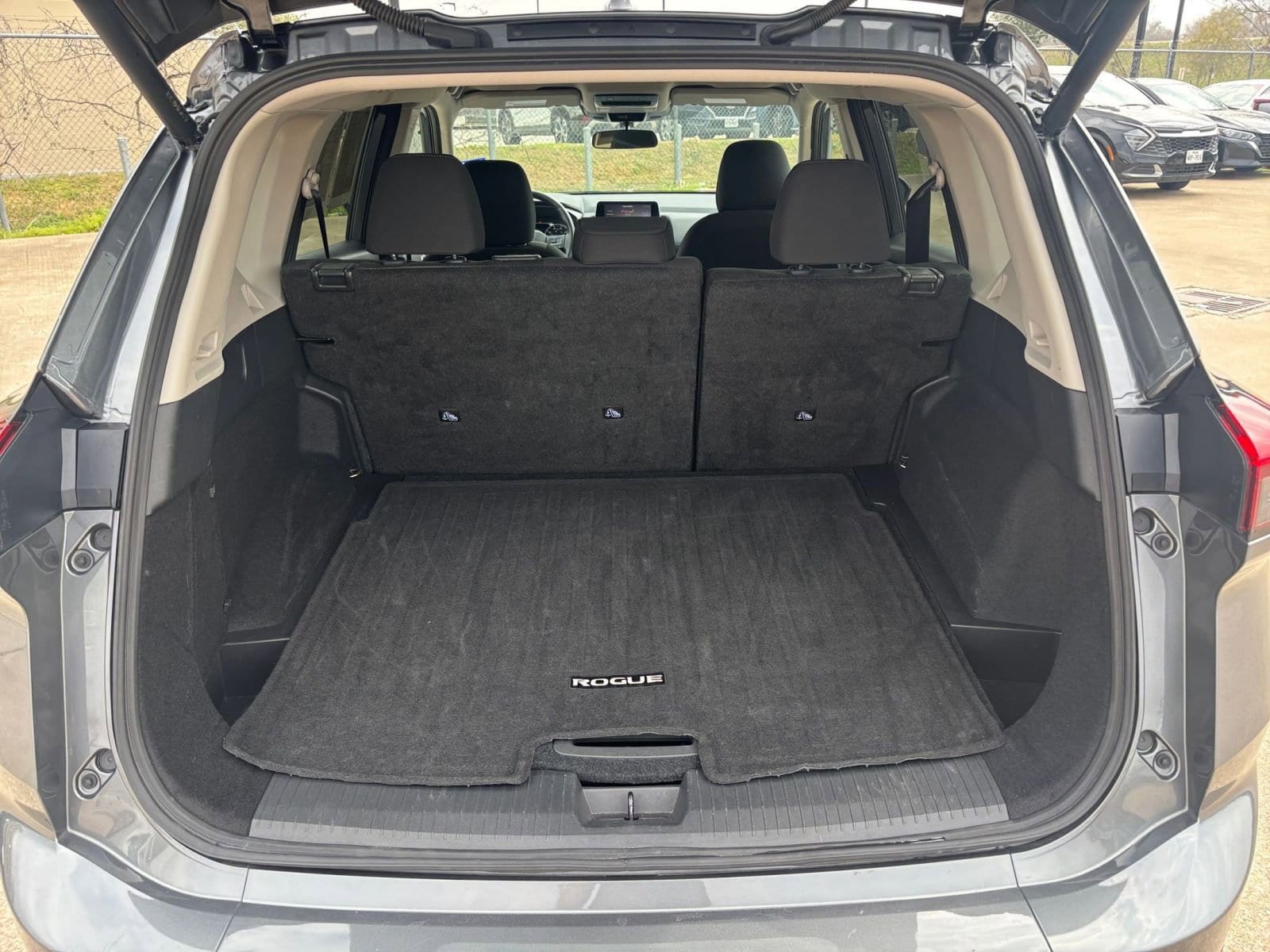 Thumbnail: 2025 Nissan Rogue - 33