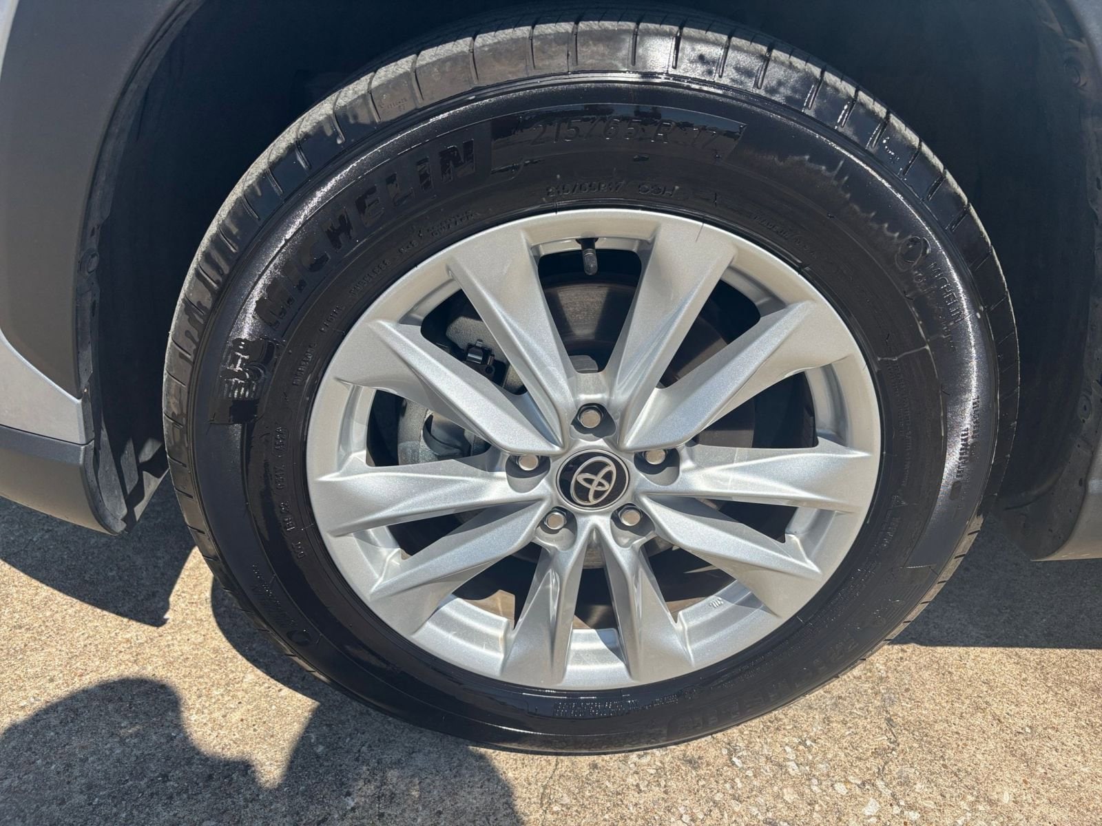 Thumbnail: 2025 Toyota Corolla Cross - 29