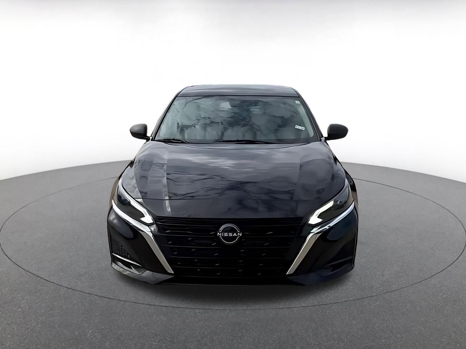 Thumbnail: 2025 Nissan Altima - 4