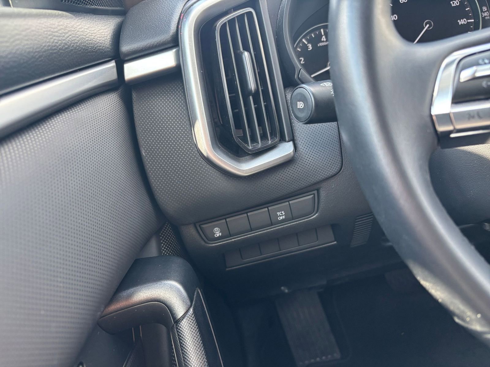 Thumbnail: 2025 Mazda CX-50 - 33