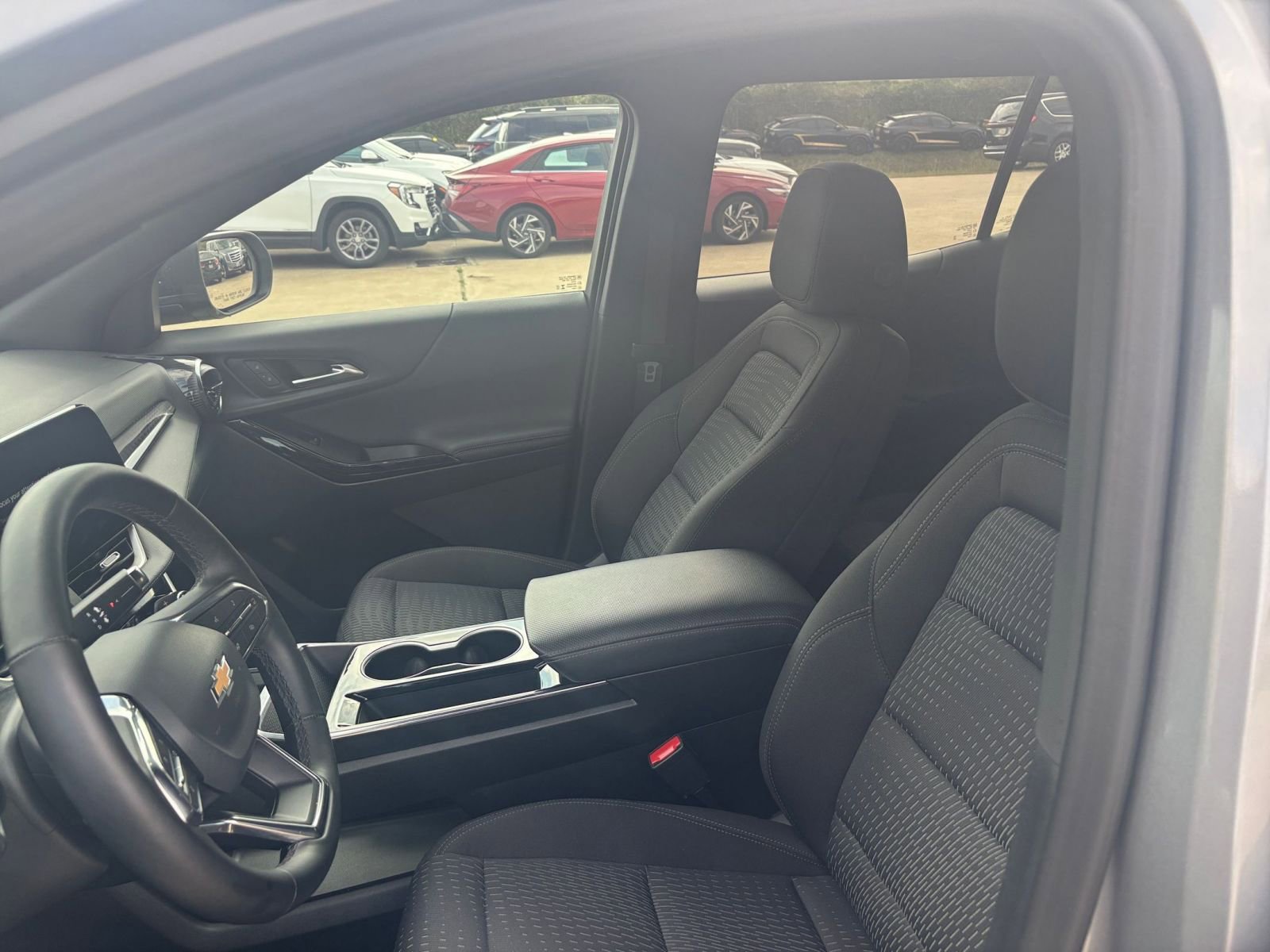 Thumbnail: 2025 Chevrolet Equinox - 34