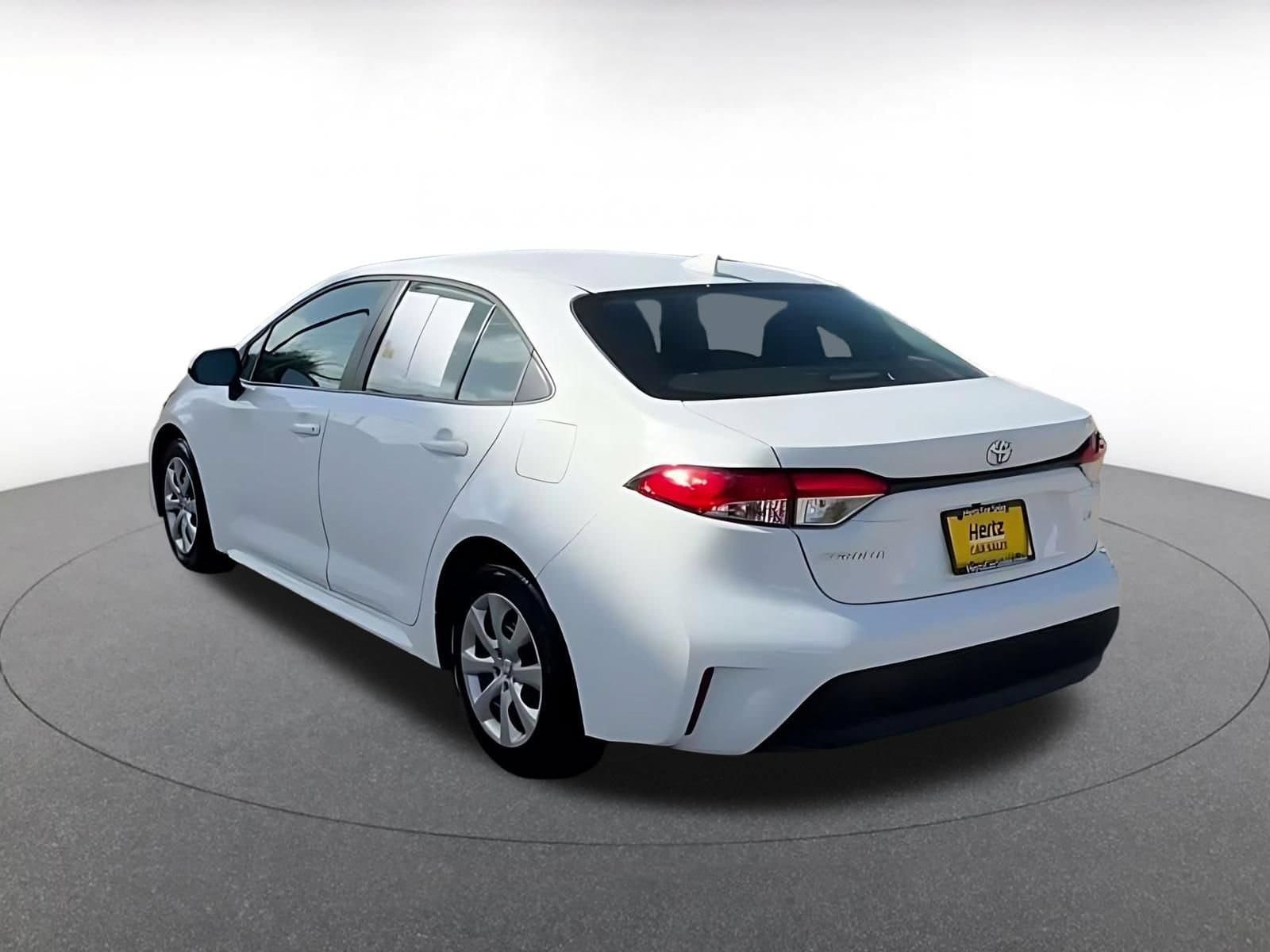 Thumbnail: 2025 Toyota Corolla - 10