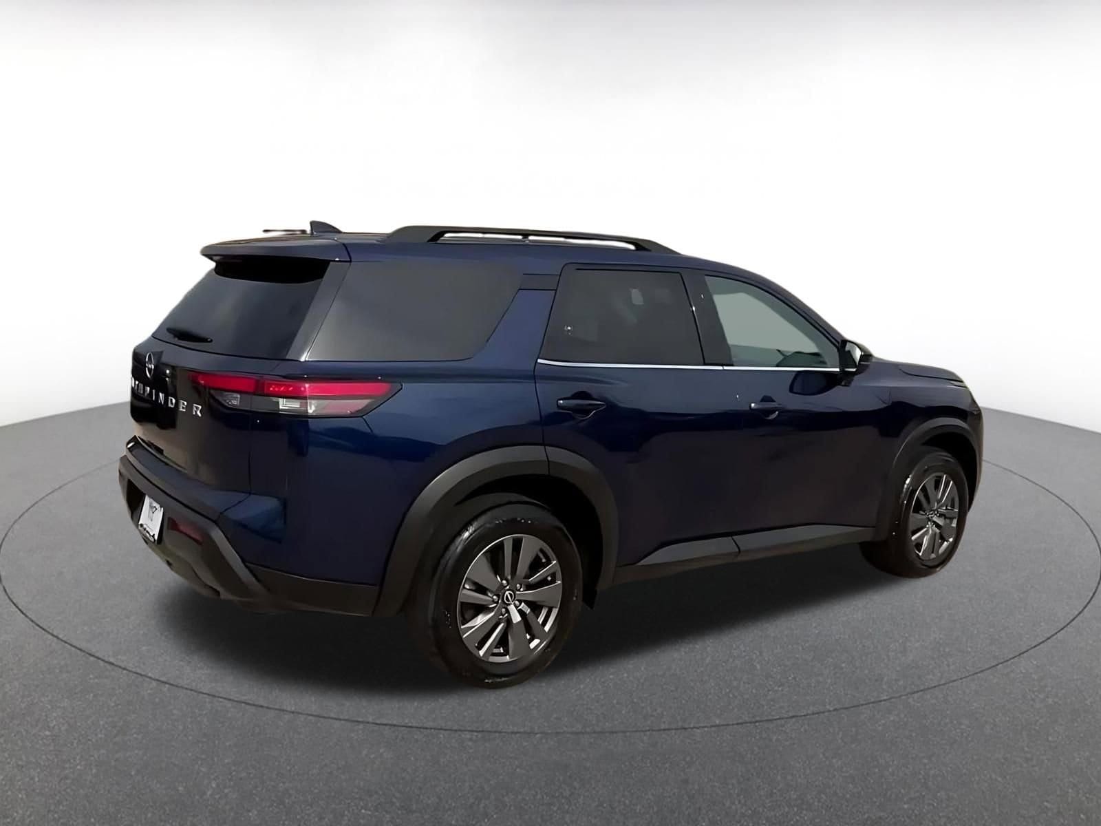 Thumbnail: 2025 Nissan Pathfinder - 15