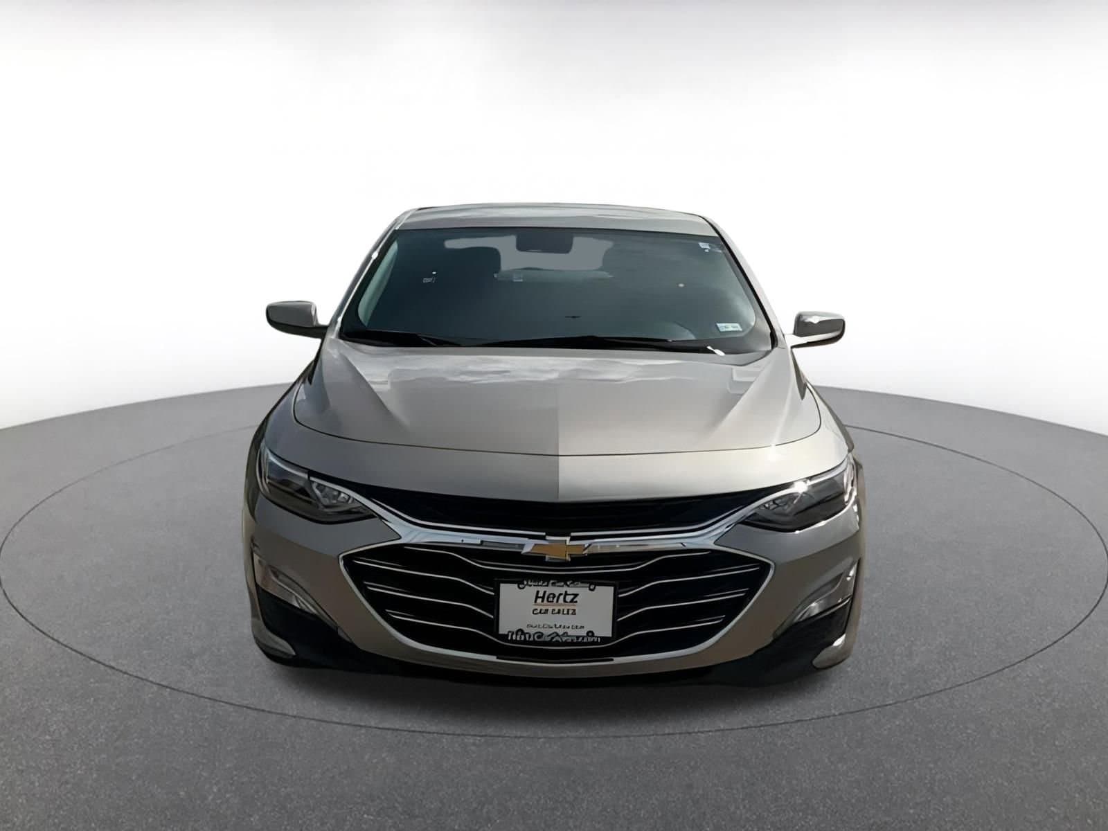 Thumbnail: 2024 Chevrolet Malibu - 3