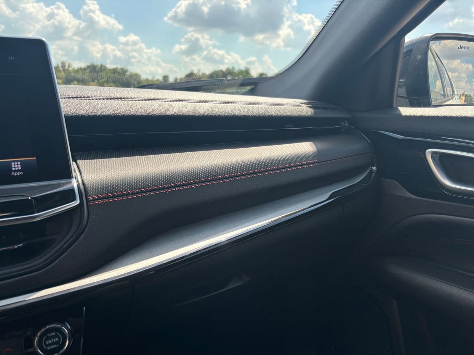 Thumbnail: 2025 Jeep Compass - 33