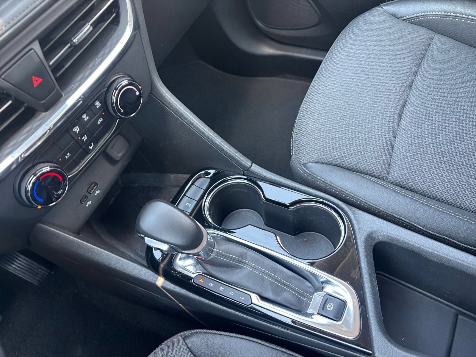 Thumbnail: 2025 Buick Encore GX - 35