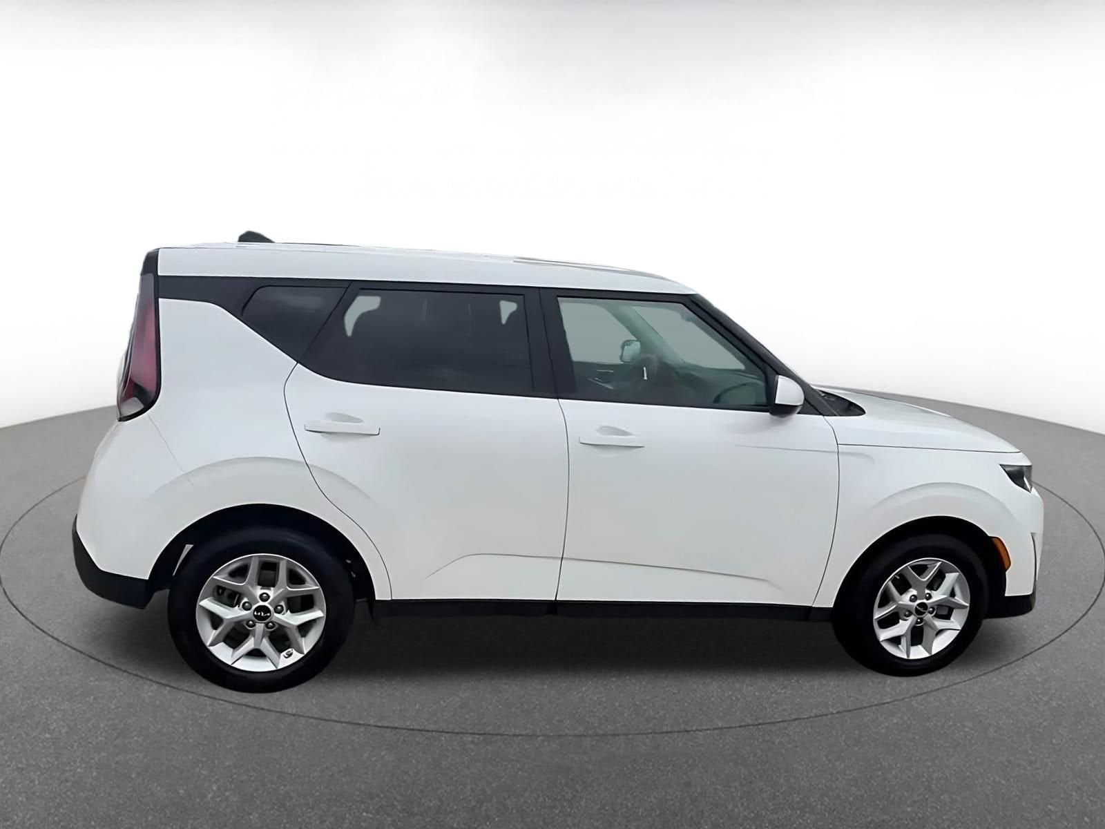 Thumbnail: 2025 Kia Soul - 16