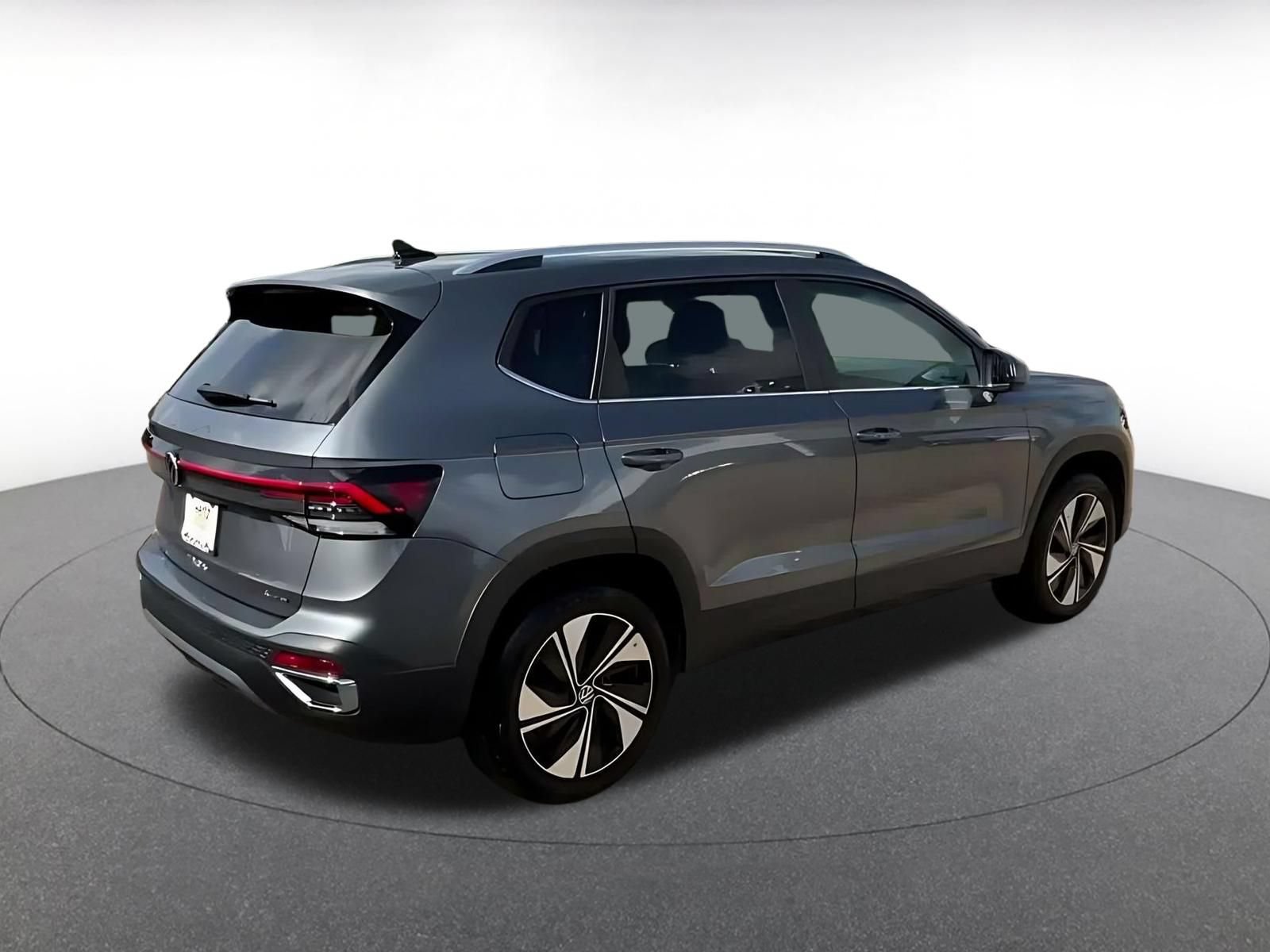 Thumbnail: 2026 Volkswagen Taos - 14