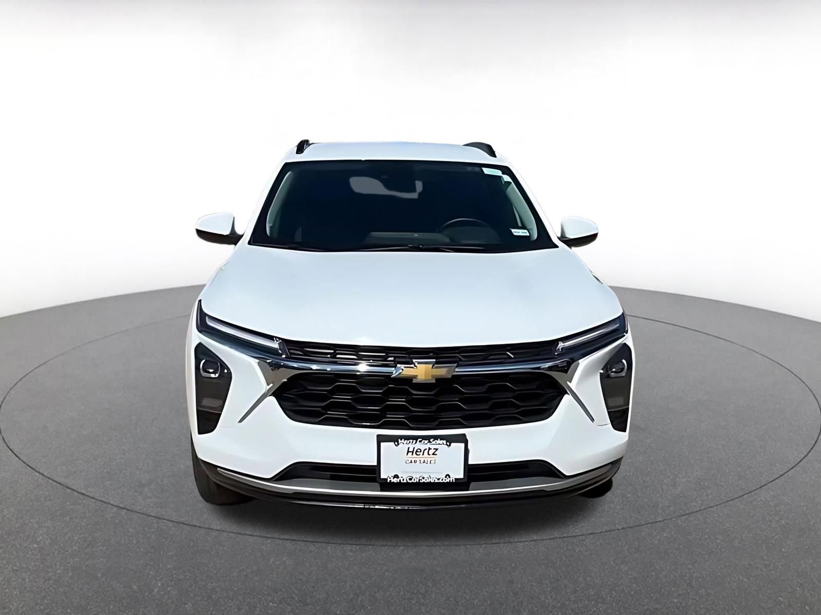 Thumbnail: 2025 Chevrolet Trax - 4