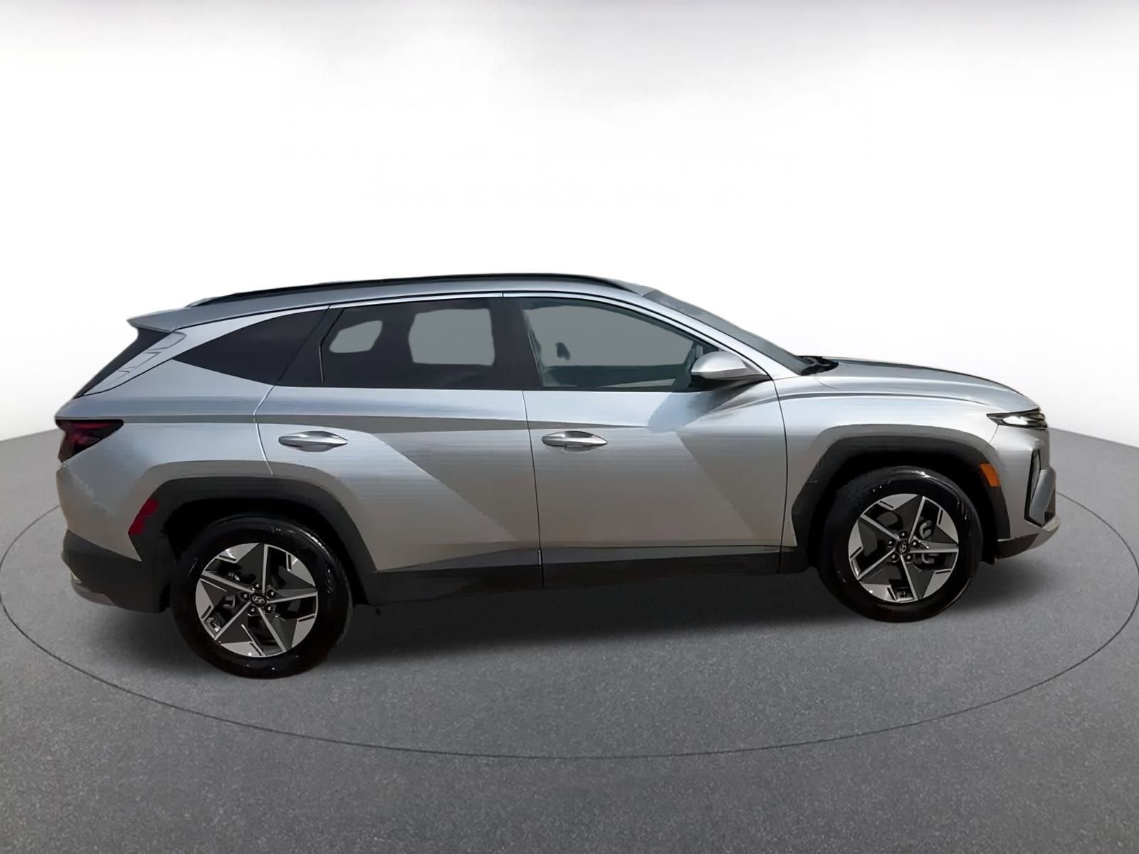 Thumbnail: 2025 Hyundai Tucson - 16