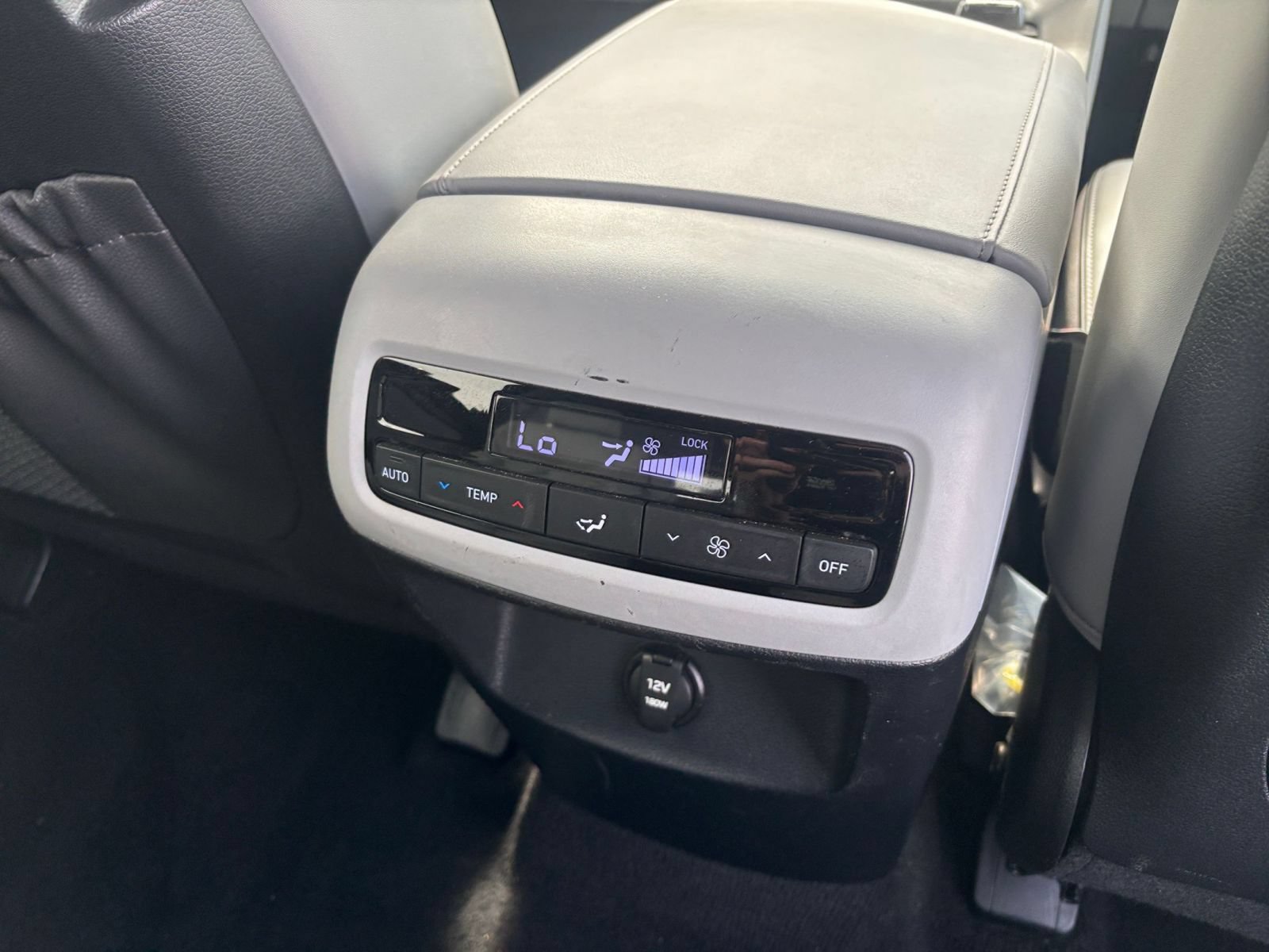 Thumbnail: 2024 Hyundai Palisade - 25