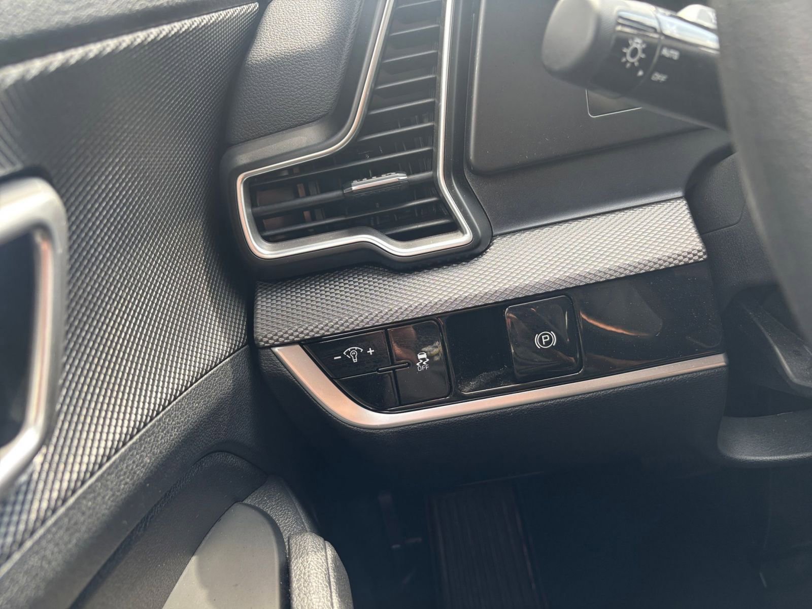 Thumbnail: 2025 Kia Sportage - 33