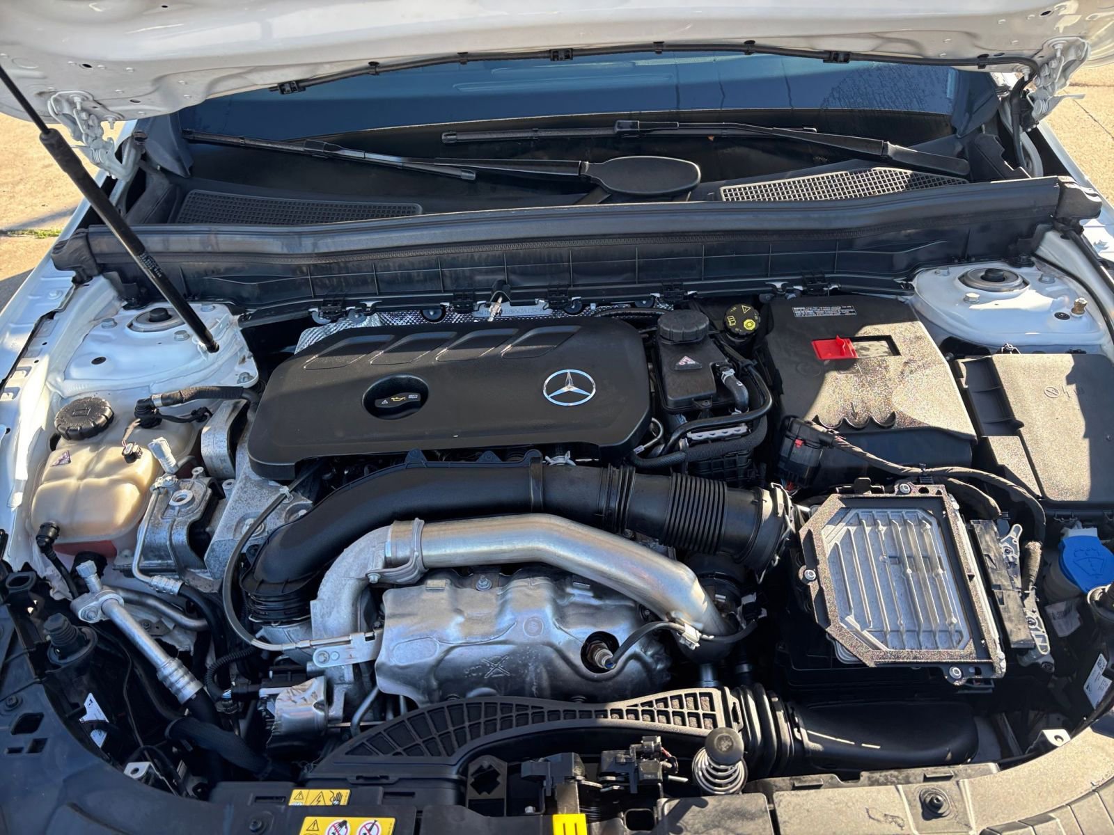 Thumbnail: 2024 Mercedes-Benz GLB - 33