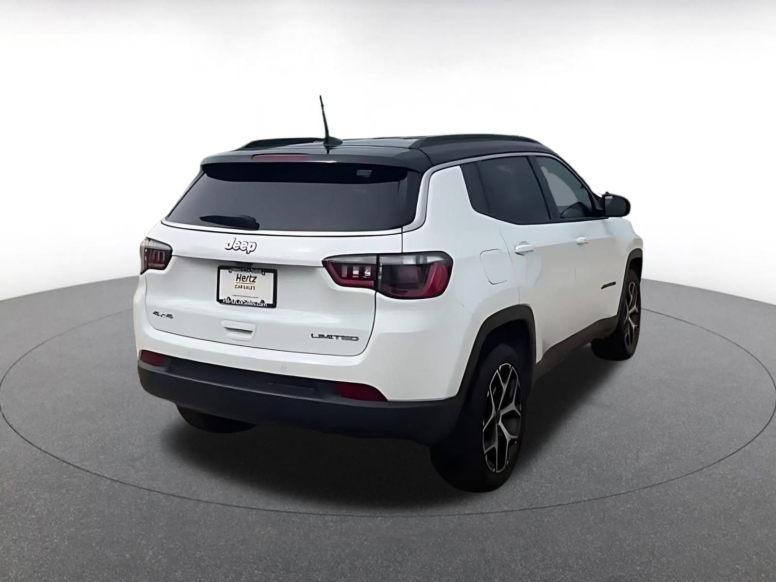 Thumbnail: 2025 Jeep Compass - 15