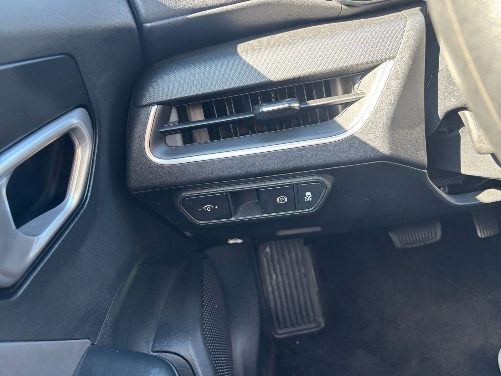 Thumbnail: 2025 Kia K4 - 33