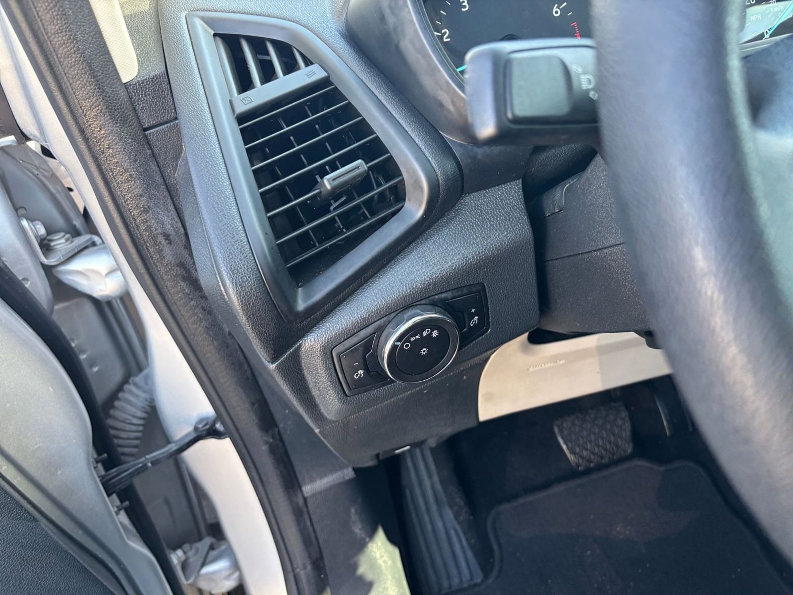 Thumbnail: 2020 Ford EcoSport - 32