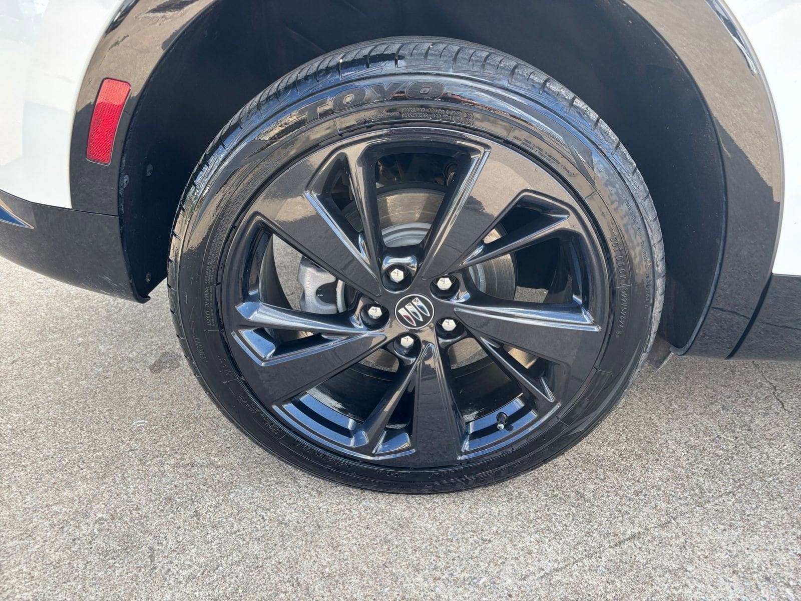 Thumbnail: 2024 Buick Envision - 31