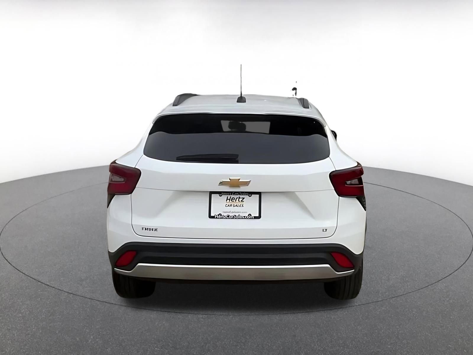 Thumbnail: 2025 Chevrolet Trax - 12