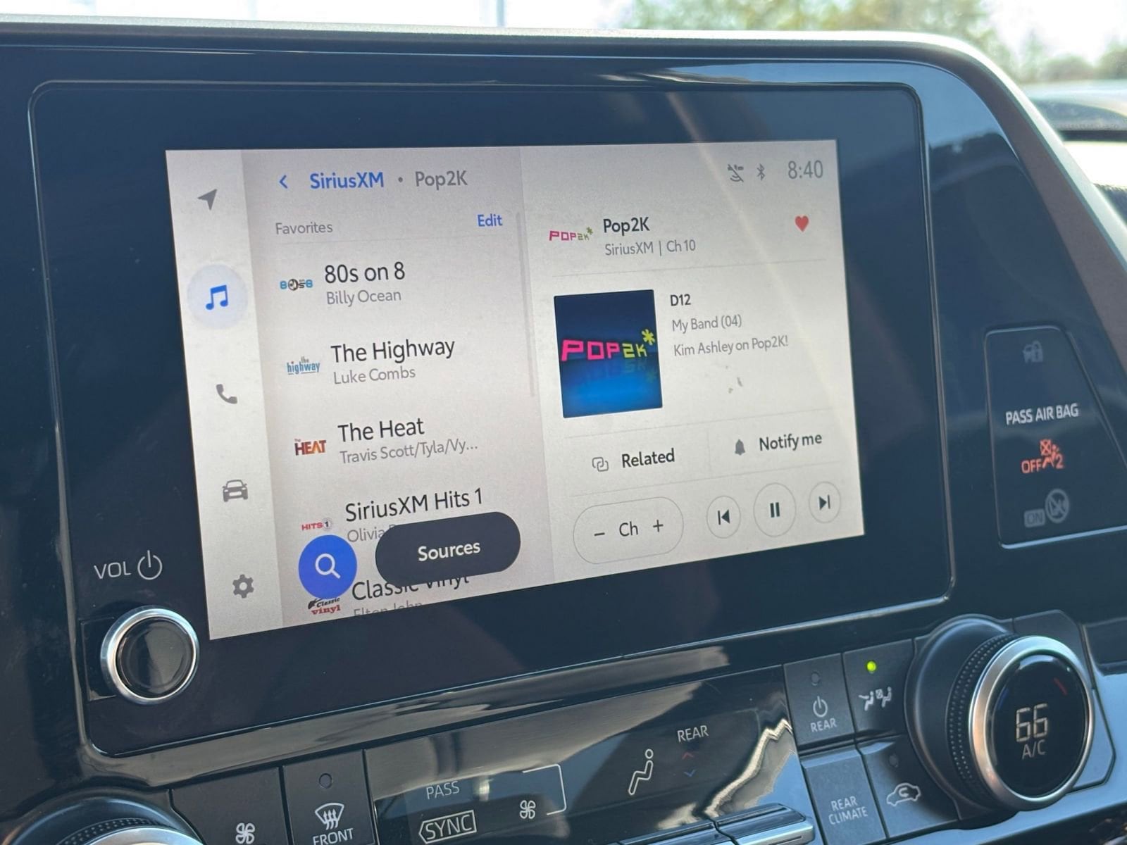 Thumbnail: 2025 Toyota Highlander - 22