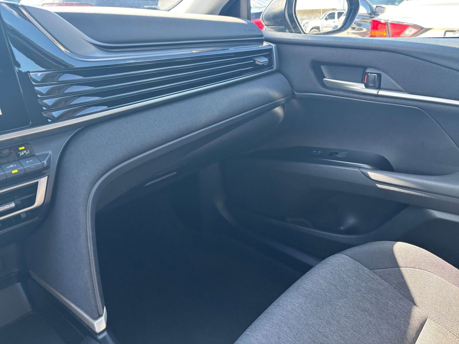 Thumbnail: 2025 Toyota Camry - 34