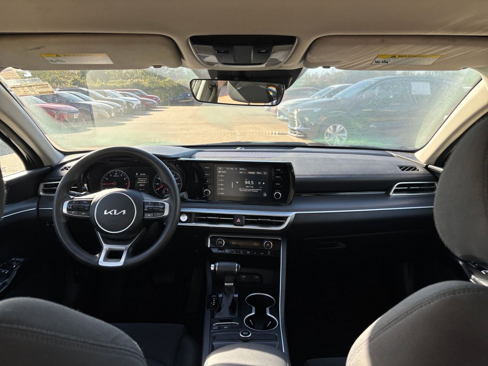 Thumbnail: 2023 Kia K5 - 31