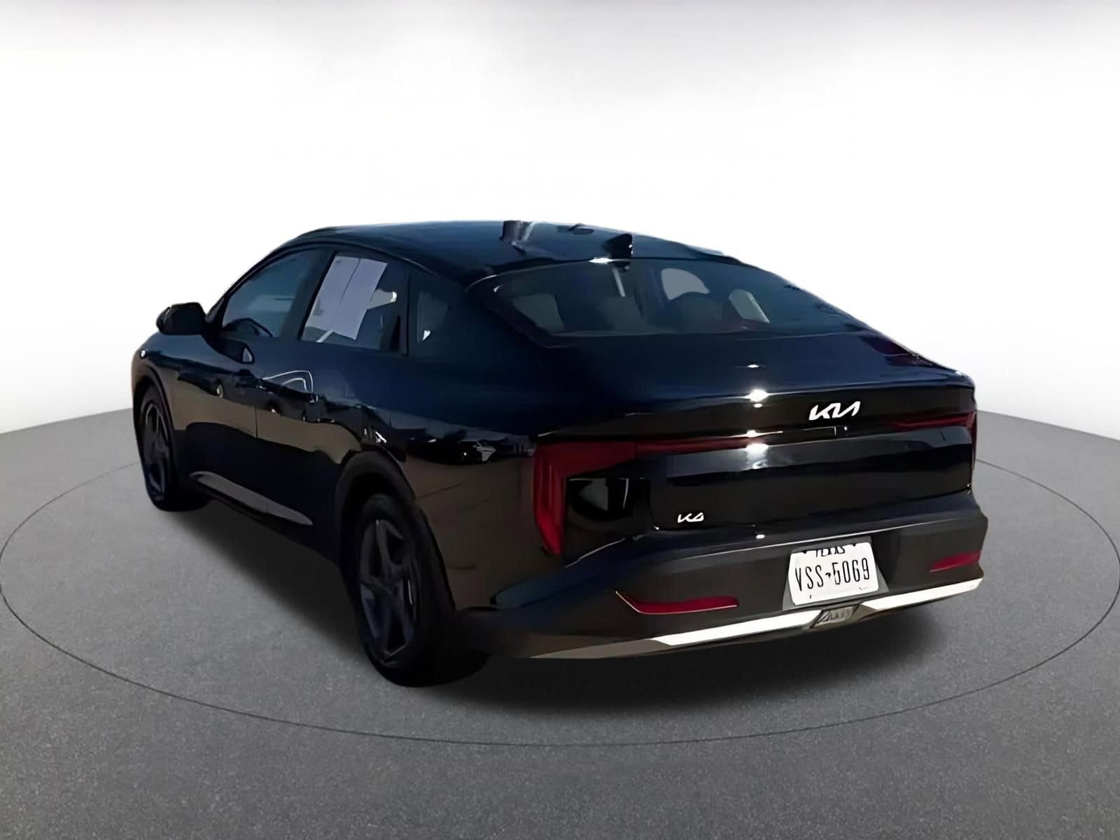 Thumbnail: 2025 Kia K4 - 8
