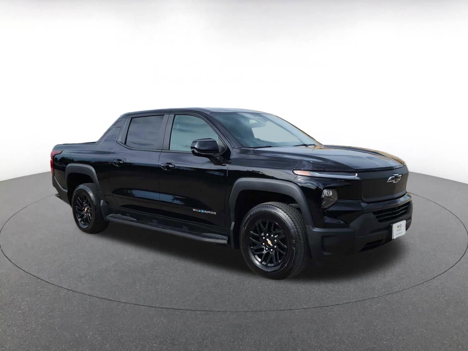 Thumbnail: 2024 Chevrolet Silverado EV - 1