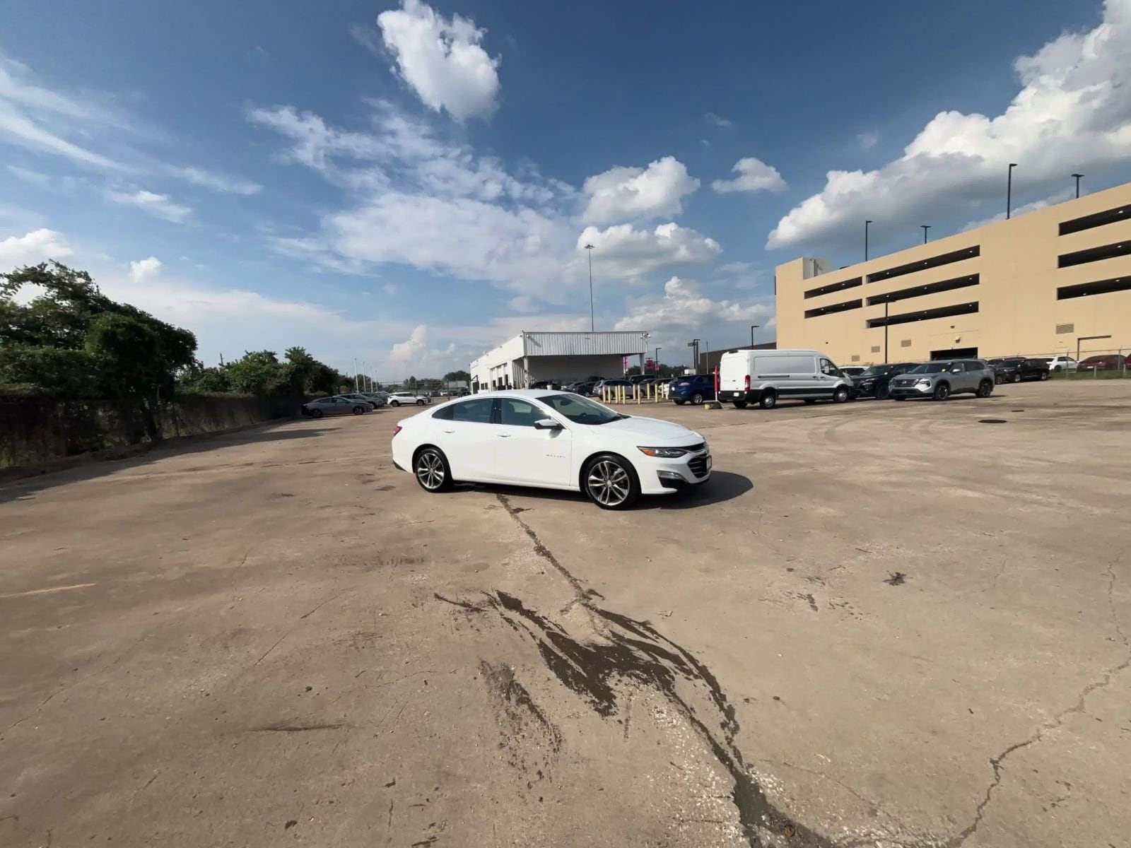 Thumbnail: 2024 Chevrolet Malibu - 12
