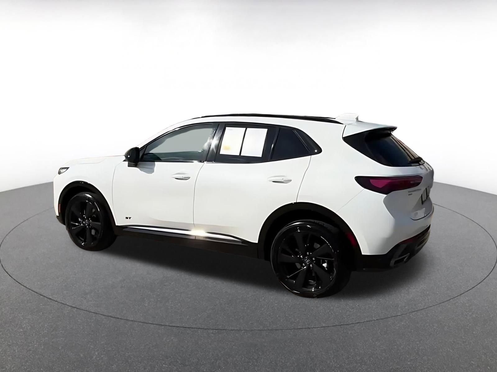 Thumbnail: 2024 Buick Envision - 10