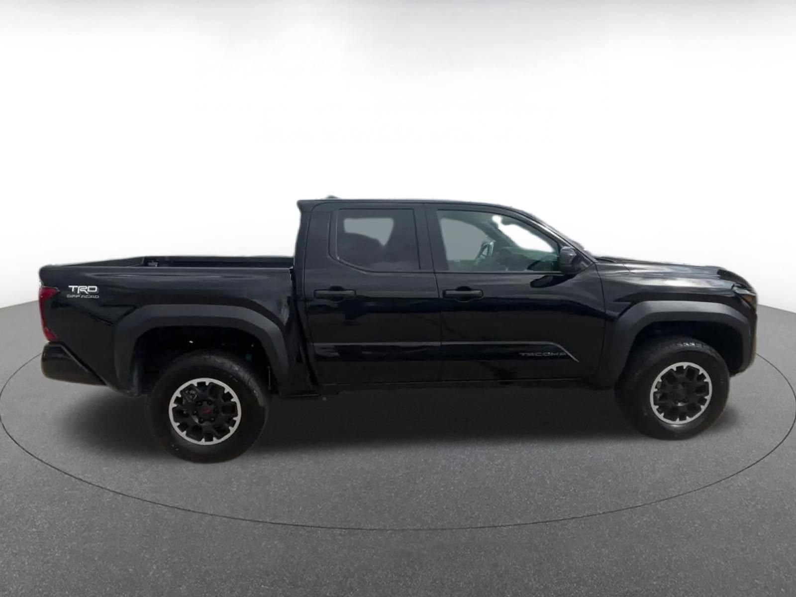 Thumbnail: 2024 Toyota Tacoma - 17