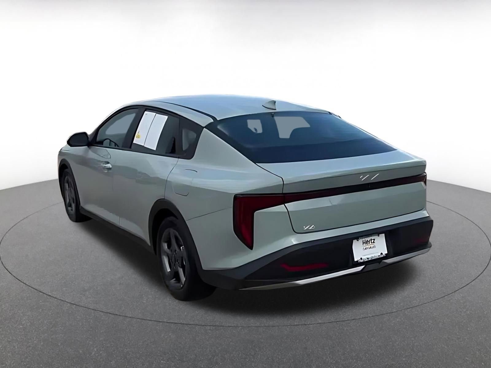 Thumbnail: 2025 Kia K4 - 10