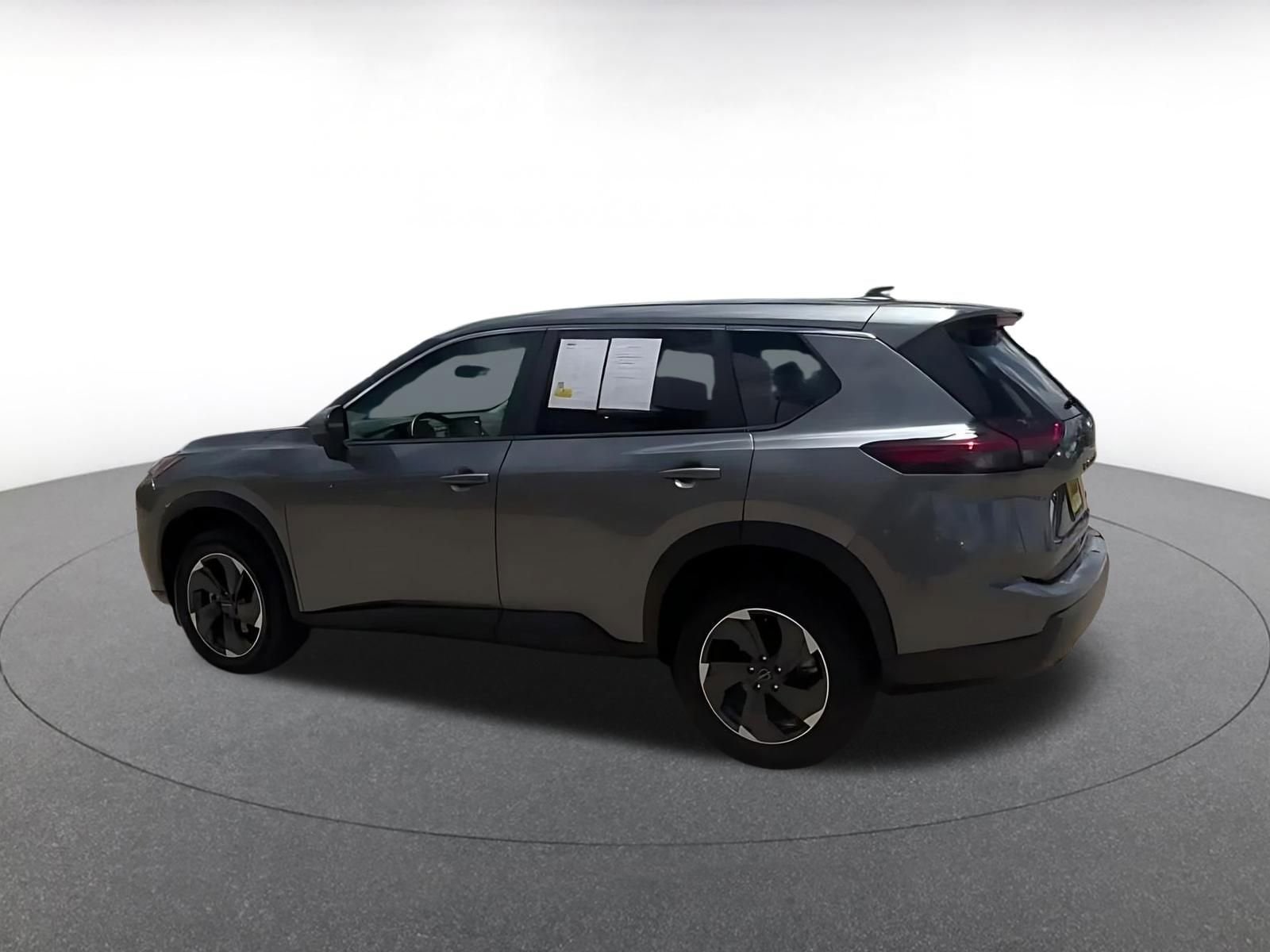 Thumbnail: 2025 Nissan Rogue - 10