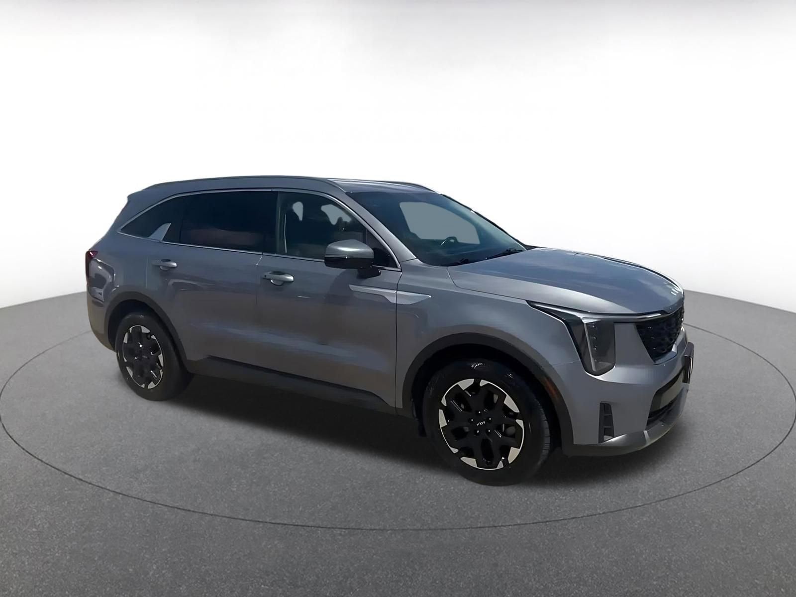 Thumbnail: 2024 Kia Sorento - 2